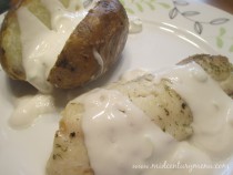 serving-lemonsourcreamsauce